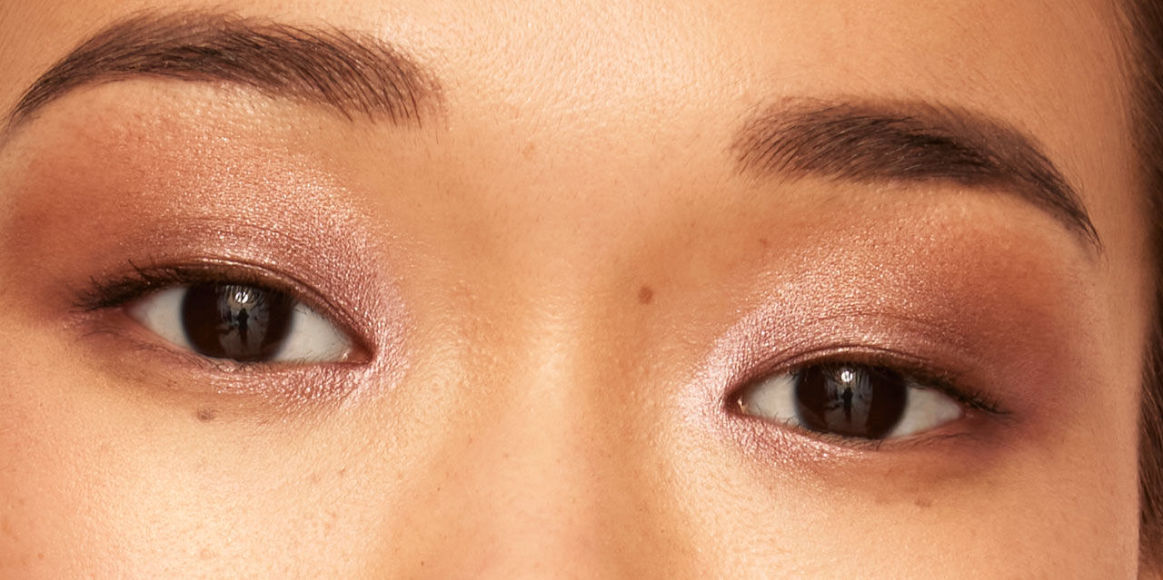 Rose gold sales eyeshadow look